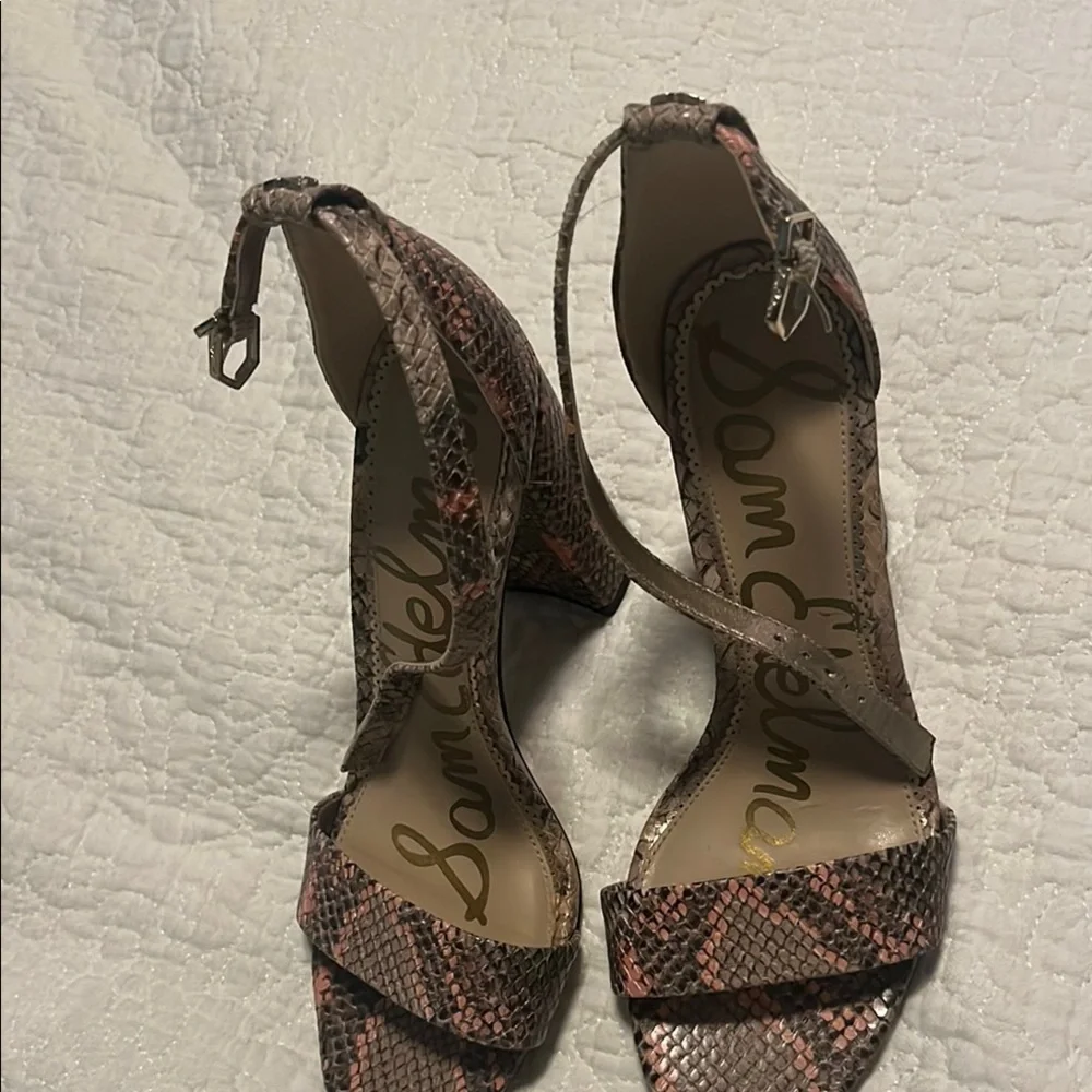 Sam Edelman Pink Heels with Elegant Design